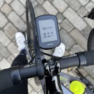garmin 540 edge computer showing critical battery for di2 shifter